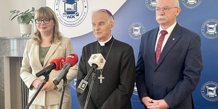 Żywy pomnik obecności Jana Pawła II na ziemi świętokrzyskiej
