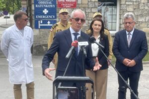28.05.2025. Skarżysko-Kamienna. Konferencja ws. przystosowania podziemnej części szpitala do potrzeb opieki medycznej / Fot. Anna Głąb - Radio Kielce