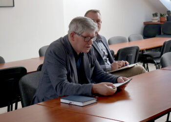 14.05.2025. Kielce. Spotkanie komitetu organizującego uroczystości 45. rocznicy powstania NSZZ Solidarność. Na zdjęciu: Mieczysław Gójski – wiceprzewodniczący Zarządu Regionu Świętokrzyskiego NSZZ „Solidarność” / Fot. Adrian Dróżdż – Radio Kielce