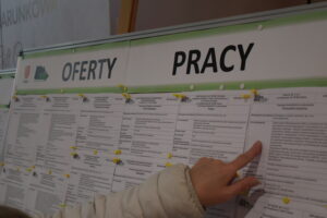 20.05.2025. Kielce. Galeria Korona . Targi pracy / Fot. Adrian Dróżdz - Radio Kielce