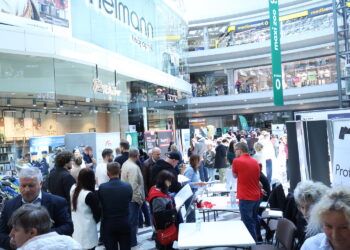 Na rynek pracy wchodzi nowe pokolenie - Radio Kielce Na rynek pracy wchodzi nowe pokolenie