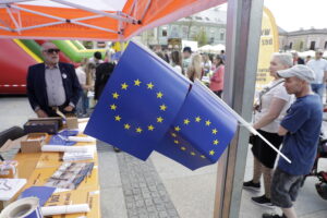 Piknik Europejski na Rynku – rozmowy o przyszłości i wspólnocie - Radio Kielce