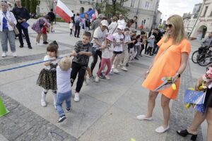 Piknik Europejski na Rynku – rozmowy o przyszłości i wspólnocie - Radio Kielce