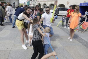 Piknik Europejski na Rynku – rozmowy o przyszłości i wspólnocie - Radio Kielce
