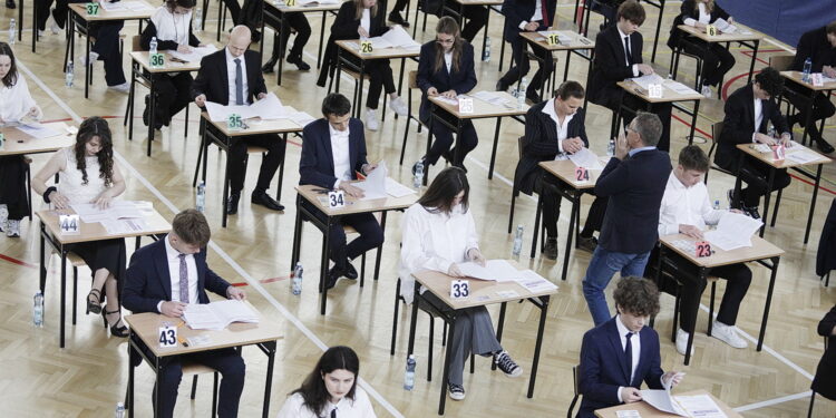 Matura - egzaminy pisemne od 4 do 21 maja, a ustne od 7 do 30 maja