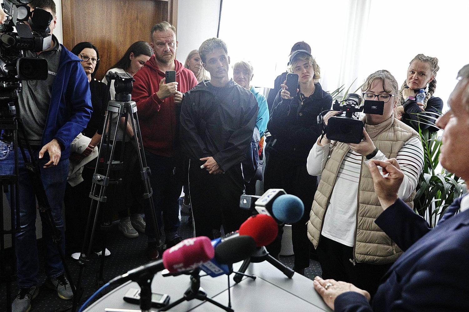 Zamieszanie wokół teatru. Zarząd województwa tłumaczy swoją decyzję, a minister prosi o kontrolę - Radio Kielce 05.05.2025. Kielce. Urząd Marszałkowski Województwa Świętokrzyskiego. Briefing prasowy dot. sprawy konkursu na dyrektora Teatru im. Stefana Żeromskiego w Kielcach / Fot. Jarosław Kubalski - Radio Kielce