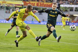 Piorunująca końcówka! Błanik bohaterem Korony! - Radio Kielce