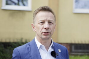 06.05.2025. Kielce. Konferencja posła Rafała Kasprzyka / Fot. Jarosław Kubalski - Radio Kielce