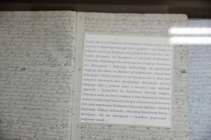 Ciekoty. Szklany Dom. Wystawa Żeromski w archiwaliach - Radio Kielce