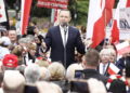Kandydat na prezydenta Rumunii poparł Nawrockiego