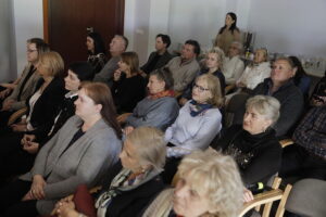 15.05.2025. Kielce. Wojewódzka Biblioteka Publiczna im. Witolda Gombrowicza w Kielcach. Prezentacja wiernej kopii Konstytucji 3 Maja / Fot. Jarosław Kubalski - Radio Kielce