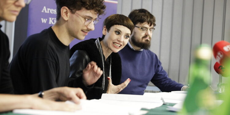 Kielecki teatr opowie o ojcach. Pomogą osadzeni w areszcie