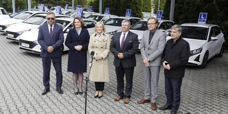 19.05.2025 Kielce. WORD. Jazda egzaminacyjna. Nowe samochody hyundai i20/ Fot. Jarosław Kubalski - Radio Kielce