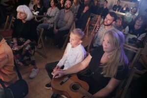 Muzyczna uczta dla fanów strun - Radio Kielce
