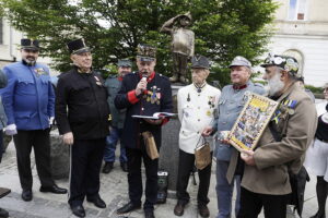 Miłośnicy Szwejka zawładnęli Kielcami - Radio Kielce