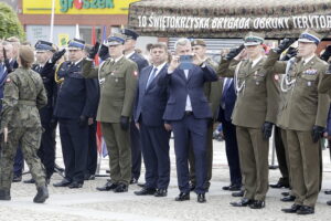 70 żołnierzy złożyło w Daleszycach przysięgę wojskową - Radio Kielce