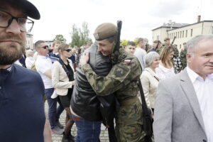 70 żołnierzy złożyło w Daleszycach przysięgę wojskową - Radio Kielce