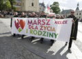 Marsz ulicami Kielc podkreślił znaczenie i wartość rodziny - Radio Kielce Fot. Jarosław Kubalski - Radio Kielce