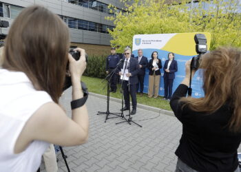 28.05.2025. Kielce. Konferencja prasowa w sprawie pilotażowego programu Ministerstwa Sprawiedliwości dotyczącego edukacji prawnej seniorów / Fot. Jarosław Kubalski - Radio Kielce