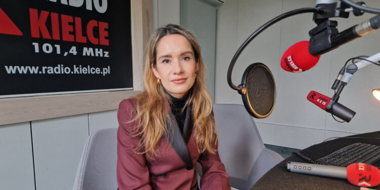 Marta Ponikowska, kierownik Wydziału Prewencji, Rehabilitacji i Orzecznictwa Lekarskiego w kieleckim KRUS. / Fot. Marzena Smoręda