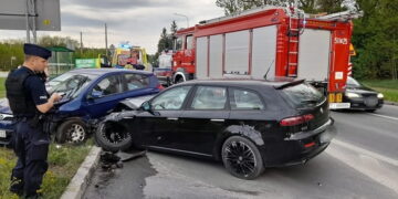 Na miejsce dolecieli też śmigłowcem ratownicy