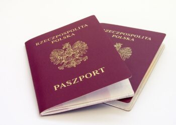 Trudniej o polski paszport