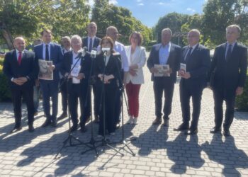 26.05.2025. Opatów. Konferencja parlamentarzystów i samorządowców popierających Karola Nawrockiego / Fot. Anna Głąb - Radio Kielce