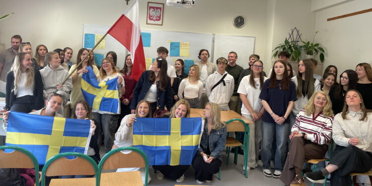 Czym różni się nauka w szwedzkiej szkole od nauki w Polsce? Można się zdziwić