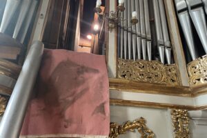16.05.2025. Sandomierz. Bazylika katedralna. Prawie 100-letnie organy przechodzą remont / Fot. Grażyna Szlęzak - Radio Kielce