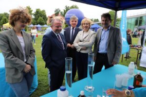13.06.2025. Regionalne Centrum Naukowo - Technologiczne w Podzamczu koło Chęcin. Piknik pod hasłem „Zdrowe i Bezpieczne Wakacje 2025” / Fot. Urząd Marszałkowski Województwa Świętokrzyskiego
