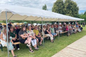 29.06.2025. Ossolin. Mateusz Damięcki uhonorowany nagrodą Kryształowe Berło / Fot. Grażyna Szlęzak - Radio Kielce