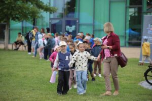 13.06.2025. Regionalne Centrum Naukowo - Technologiczne w Podzamczu koło Chęcin. Piknik pod hasłem „Zdrowe i Bezpieczne Wakacje 2025” / Fot. Urząd Marszałkowski Województwa Świętokrzyskiego