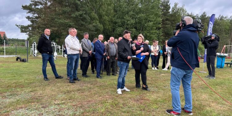 11.06.2025. Trzemoszna w gminie Końskie. Program "Interwencja" Radia Kielce i TVP3 Kielce / Fot. Wojciech Połeć - Radio Kielce