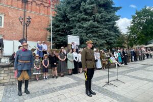 14.06.2025. Sandomierz. Uroczystość patriotyczna ku czci 14. Pułku Ułanów Jazłowieckich / Fot. Grażyna Szlęzak - Radio Kielce