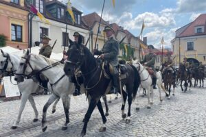 14.06.2025. Sandomierz. Uroczystość patriotyczna ku czci 14. Pułku Ułanów Jazłowieckich / Fot. Grażyna Szlęzak - Radio Kielce