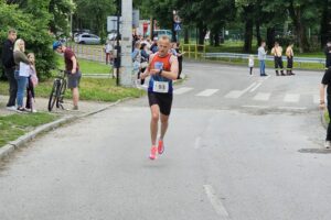 08.06.2025. Jędrzejów. 7 Uliczny Bieg Lisów na 10 km im. Kazimierza Mazurkiewicza / Fot. Maciej Makuła - Radio Kielce
