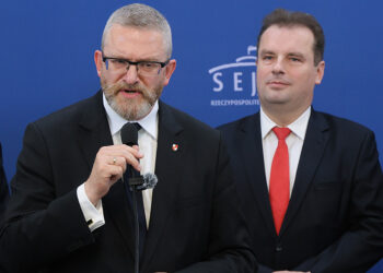 Hołownia: europoseł Grzegorz Braun ma od środy zakaz wstępu do parlamentu