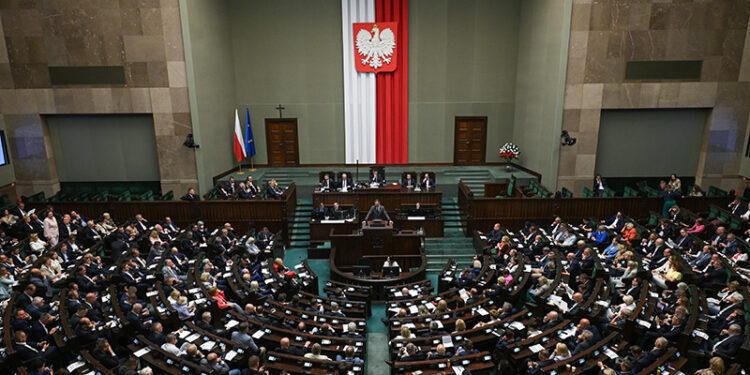 Sejm odrzucił sprawozdanie KRRiT i informację o działalności Rady Mediów Narodowych
