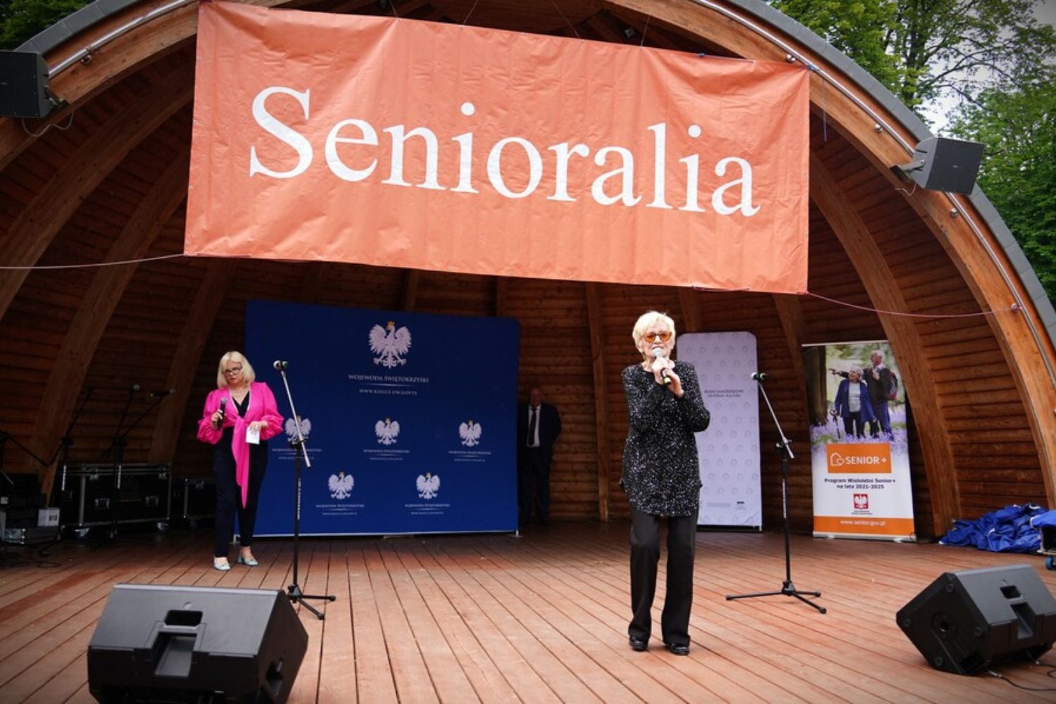 „Senioralia” w Busku-Zdroju pełne atrakcji - Radio Kielce 11.06.2025. Busko-Zdrój. Senioralia / Fot. Świętokrzyski Urząd Wojewódzki w Kielcach