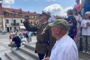 14.06.2025. Sandomierz. Uroczystość patriotyczna ku czci 14. Pułku Ułanów Jazłowieckich / Fot. Grażyna Szlęzak - Radio Kielce