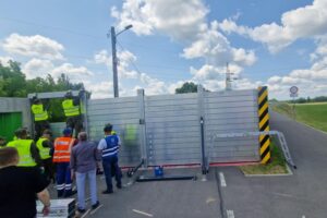 14.06.2025. Sandomierz. Ćwiczenia przeciwpowodziowe / Fot. Marcin Piwnik