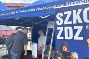 25.06.2025. Kielce. Rynek. Wakacyjne Targi Pracy / Fot. Krzysztof Bujnowicz - Radio Kielce