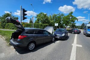 21.06.2025. Kielce. Wypadek na skrzyżowaniu ulic Krakowskiej i Górników Staszicowskich / Fot. Policja