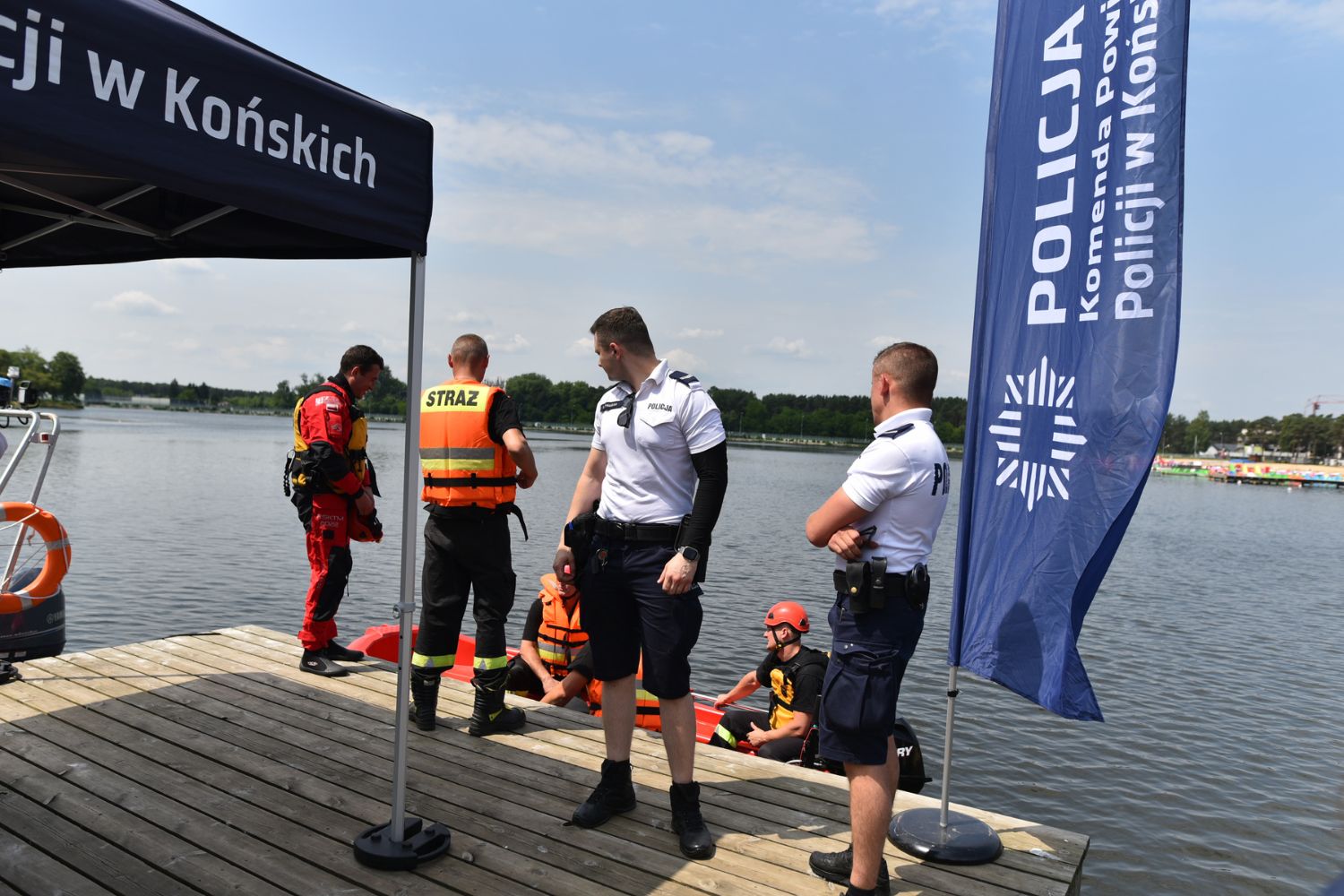 Policja w Sielpi zaczyna służbę - Radio Kielce 16.06.2025. Policja nad zalewem w Sielpi / Fot. Magdalena Galas-Klusek - Radio Kielce