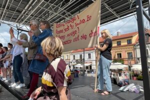 28.06.2025. Sandomierz. Bicie rekordu w śpiewaniu piosenki literackiej / Fot. Grażyna Szlęzak - Radio Kielce