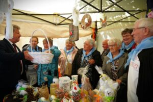 11.06.2025. Busko-Zdrój. Senioralia / Fot. Świętokrzyski Urząd Wojewódzki w Kielcach
