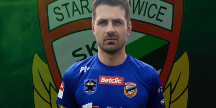 Nowy-stary bramkarz w Starze Starachowice