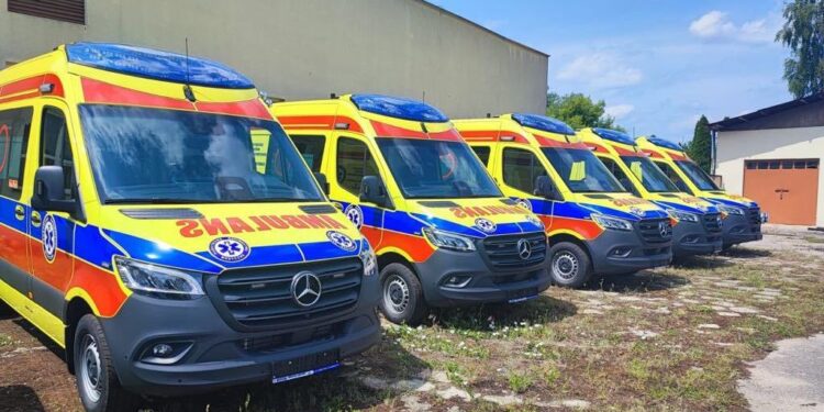 Świętokrzyskie Centrum Ratownictwa Medycznego i Transportu Sanitarnego zakupiło pięć ambulansów sanitarnych / Fot. Świętokrzyskie Centrum Ratownictwa Medycznego i Transportu Sanitarnego