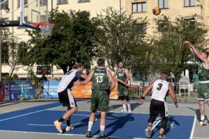 21.06.2025. Ostrowiec Świętokrzyski. Turniej koszykówki 3x3 Quest / Fot. Jakub Rożek - Radio Kielce