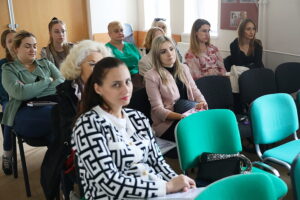 11.06.2025. Kielce. Spotkanie dot. autyzmu w Miejskim Zespole Poradni Psychologiczno-Pedagogicznych w Kielcach / Fot. Wiktor Taszłow - Radio Kielce